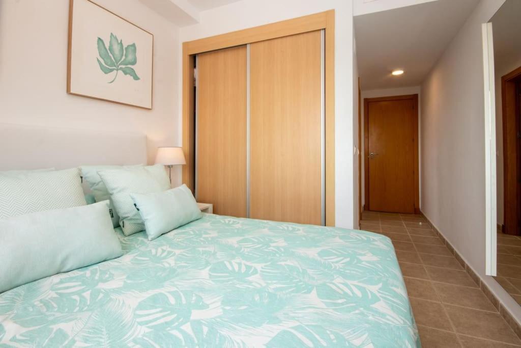 Апартаменты Penthouse With Roof Terrace, Bbq, Pool- And Sea Views Буэнас-Ночес Экстерьер фото